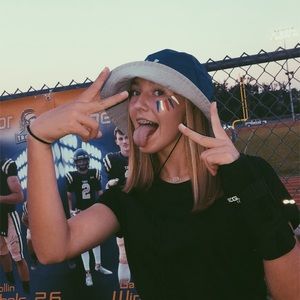 Meet your Posher, Sadie